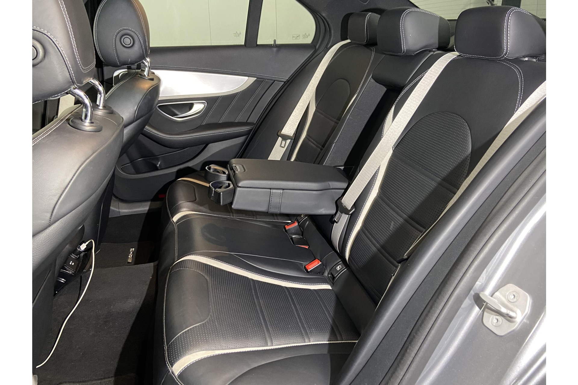 Mercedes-Benz C-Klasse C63S C63 63 S AMG*HUD*IWC*PANO*LED*CARBON*DISTR+